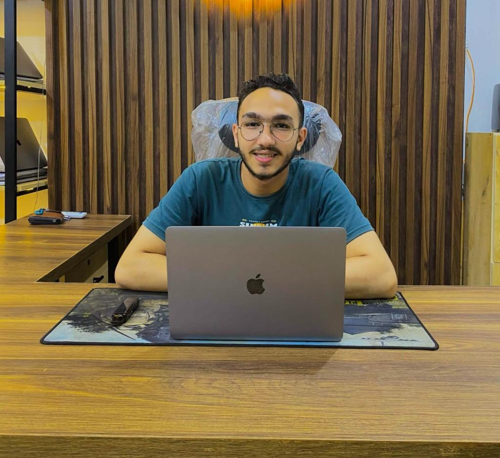 Hiseen Samy - Full Stack Developer in Workspace